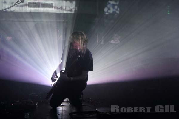 A PLACE TO BURY STRANGERS - 2016-03-21 - PARIS - Petit Bain - 